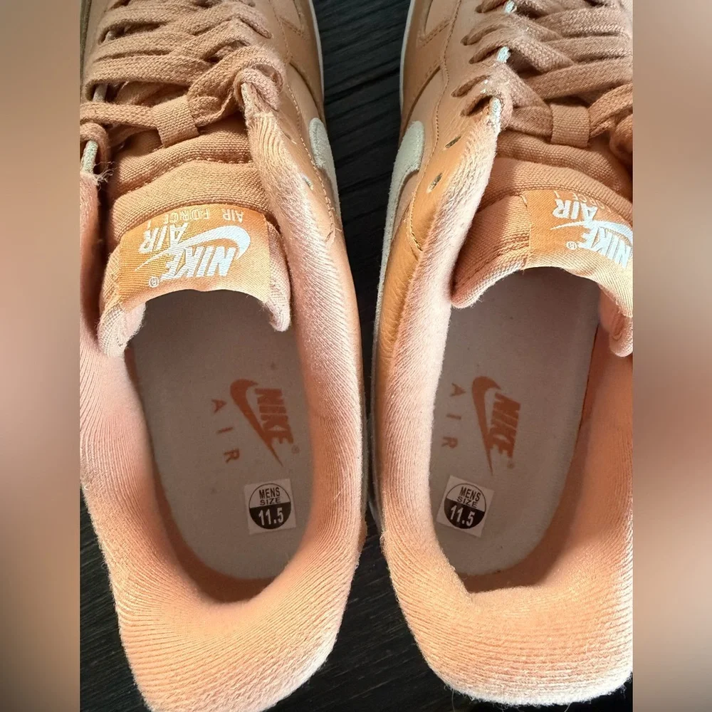 NEW MEN'S NIKE AIR FORCE 1 '07 LX IN AMBER BROWN & PHANTOM! Size 11.5 - Picture 9 of 11